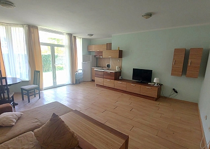 Two-room apartment in an excellent complex on the first line. Photo 2 Two-room apartment in an excellent complex on the first line. Photo 2