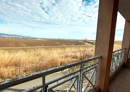 Vynikající dvoupokojový byt ve velkém rodinném komplexu. Foto 13 Vynikající dvoupokojový byt ve velkém rodinném komplexu. Foto 13