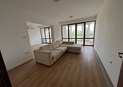 Velký byt v dobrém komplexu. Foto 15