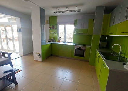Three bedroom apartment with garage in Pomorie. Photo 2 Three bedroom apartment with garage in Pomorie. Photo 2
