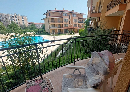 Dvoupokojový apartmán s výhledem na bazén v luxusním komplexu. Foto 9 Dvoupokojový apartmán s výhledem na bazén v luxusním komplexu. Foto 9