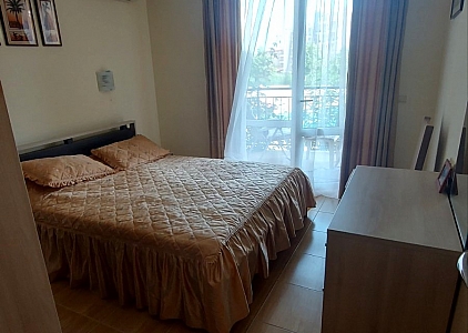 Dvoupokojový apartmán s výhledem na bazén v luxusním komplexu. Foto 5 Dvoupokojový apartmán s výhledem na bazén v luxusním komplexu. Foto 5