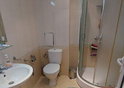 Dvoupokojový apartmán s výhledem na bazén v luxusním komplexu. Foto 11 Dvoupokojový apartmán s výhledem na bazén v luxusním komplexu. Foto 11