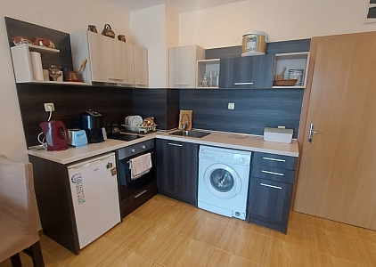 Dvoupokojový apartmán s výhledem na bazén v luxusním komplexu. Foto 4 Dvoupokojový apartmán s výhledem na bazén v luxusním komplexu. Foto 4