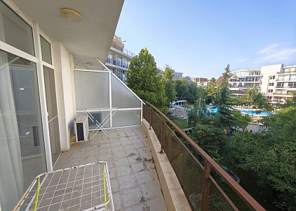 Large apartment with a pool view in a residential complex. Photo 21 Large apartment with a pool view in a residential complex. Photo 21