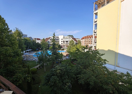 Large apartment with a pool view in a residential complex. Photo 22 Large apartment with a pool view in a residential complex. Photo 22