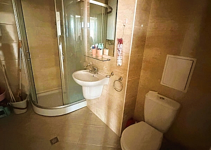 Duży apartament z bocznym widokiem na morze w doskonałym kompleksie 200 metrów od plaży. Zdjęcie 13