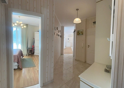 Шикарна трикімнатна простора квартира в розкішному комплексі. Фото 11