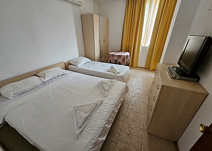 Duża kamienica z trzema sypialniami w dobrym kompleksie. Zdjęcie 27 Duża kamienica z trzema sypialniami w dobrym kompleksie. Zdjęcie 27