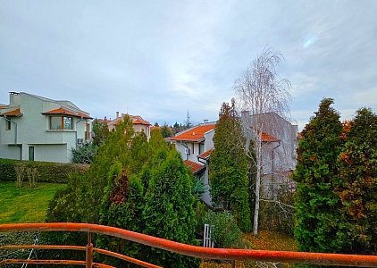Duża kamienica z trzema sypialniami w dobrym kompleksie. Zdjęcie 26 Duża kamienica z trzema sypialniami w dobrym kompleksie. Zdjęcie 26