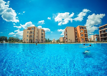 Spacious apartment in a large complex. Photo 1 Spacious apartment in a large complex. Photo 1