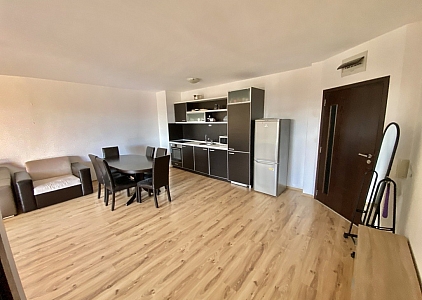 Große Zweizimmerwohnung in einem Elitekomplex . Foto 11