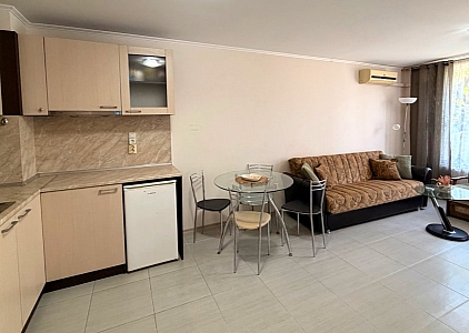Zweizimmerwohnung im Zentrum von Ravda. Foto 3