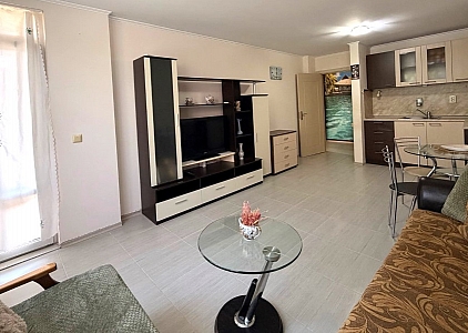 Zweizimmerwohnung im Zentrum von Ravda. Foto 4