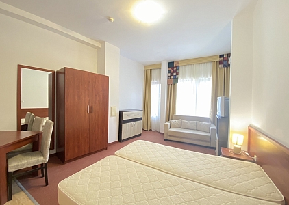 Studio ve velkém komplexu v první linii. Foto 5 Studio ve velkém komplexu v první linii. Foto 5
