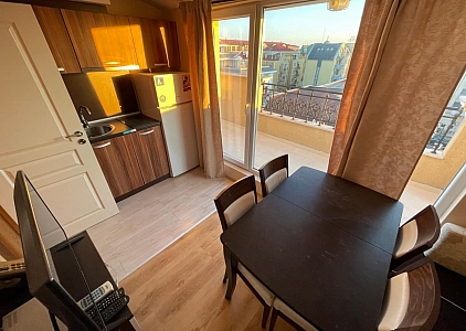 Небольшая трехкомнатная квартира в красивом комплексе . Фото 10