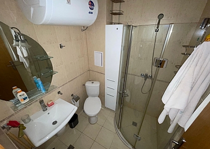 Недорогая трёхкомнатная квартира в хорошем комплексе . Фото 9