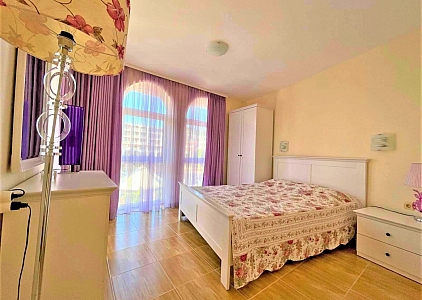 Красива трикімнатна квартира за 250 метрів від моря.. Фото 4 Красива трикімнатна квартира за 250 метрів від моря.. Фото 4