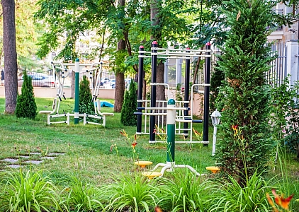 Dwupokojowy apartament z widokiem na basen w kompleksie premium. Zdjęcie 16