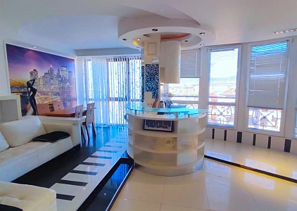 Просторная квартира в хорошем комплексе. Фото 1