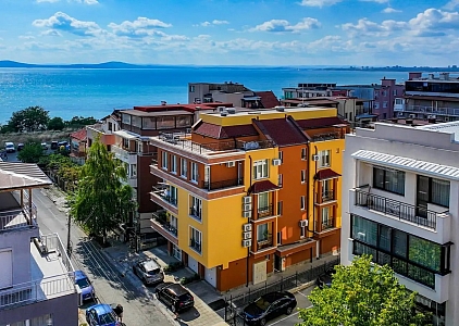 Двухкомнатная квартира в качественном доме в Бургасе. Фото 1 Двухкомнатная квартира в качественном доме в Бургасе. Фото 1