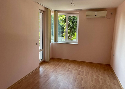 Große Wohnung mit zwei Schlafzimmern in einem Komplex in der ersten Reihe. Foto 13 Große Wohnung mit zwei Schlafzimmern in einem Komplex in der ersten Reihe. Foto 13