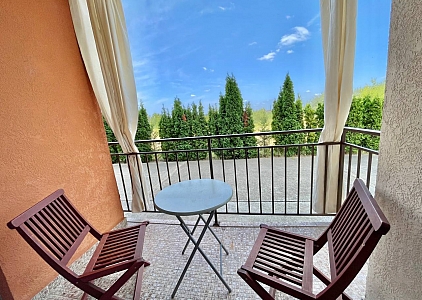 Three-room apartment in a large complex. Photo 2 Three-room apartment in a large complex. Photo 2