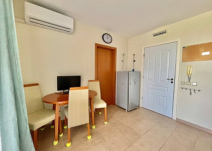 Three-room apartment in a large complex. Photo 6 Three-room apartment in a large complex. Photo 6