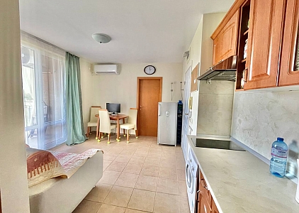 Three-room apartment in a large complex. Photo 3 Three-room apartment in a large complex. Photo 3