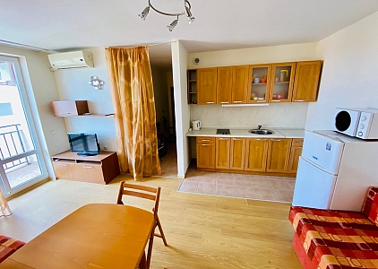 One bedroom apartment in a beautiful large complex. Photo 1 One bedroom apartment in a beautiful large complex. Photo 1