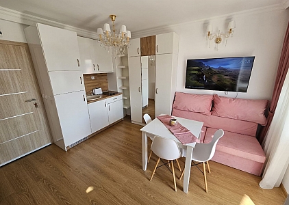 Wunderschönes Studio mit großer Terrasse in einer Luxusanlage. Foto 3