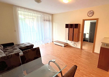 Große Wohnung mit seitlichem Meerblick in einem SPA-Komplex in erster Meereslinie. Foto 11