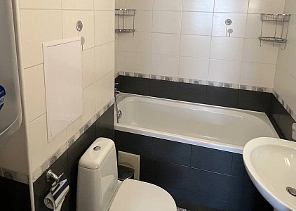 Große Wohnung mit seitlichem Meerblick in einem SPA-Komplex in erster Meereslinie. Foto 24