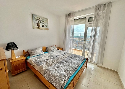 Große Wohnung mit drei Schlafzimmern. Foto 8 Große Wohnung mit drei Schlafzimmern. Foto 8
