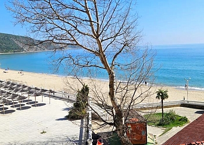 Простора двокімнатна квартира з гарним видом на море. Фото 1 Простора двокімнатна квартира з гарним видом на море. Фото 1