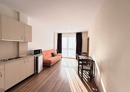 Prostorný byt v dobrém komplexu. Foto 4