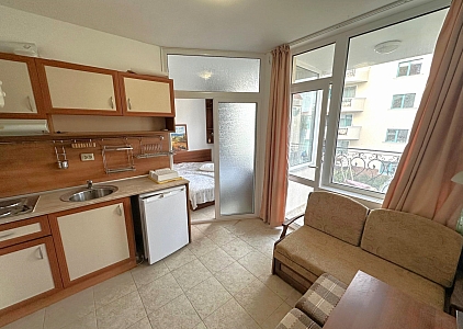 Ein separates Studio-Apartment im Herzen von Sunny Beach. Foto 1