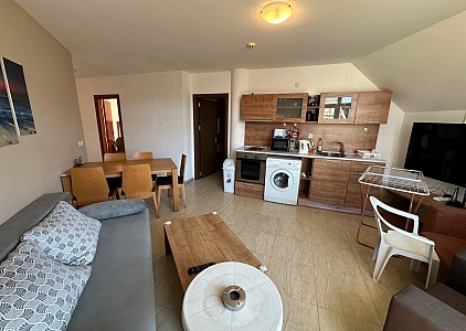 Квартира с тремя спальнями в тихом районе. Фото 2