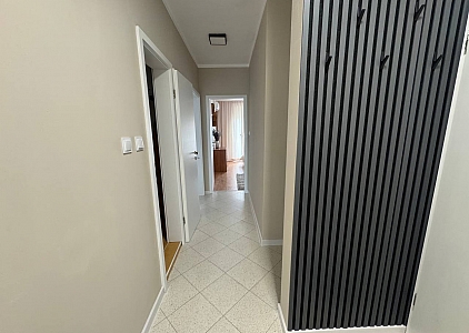 Trzypokojowy apartament z widokiem na morze w pierwszej linii zabudowy kompleksu Oasis. Zdjęcie 9