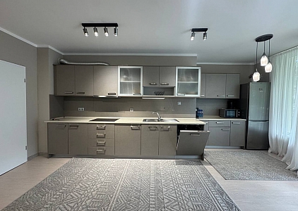 Trzypokojowy apartament z widokiem na morze w pierwszej linii zabudowy kompleksu Oasis. Zdjęcie 3