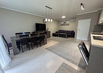 Trzypokojowy apartament z widokiem na morze w pierwszej linii zabudowy kompleksu Oasis. Zdjęcie 4