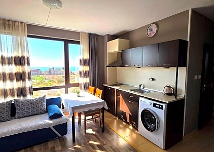 Przestronny apartament z dwiema sypialniami i widokiem na morze w Świętym Własie. Zdjęcie 9 Przestronny apartament z dwiema sypialniami i widokiem na morze w Świętym Własie. Zdjęcie 9