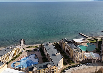 Отличная двухкомнатная квартира с видом на море. Фото 2