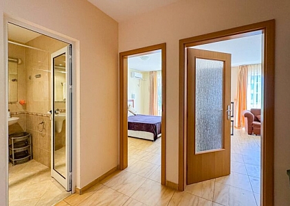 Przestronny apartament 100 metrów od plaży. Zdjęcie 9