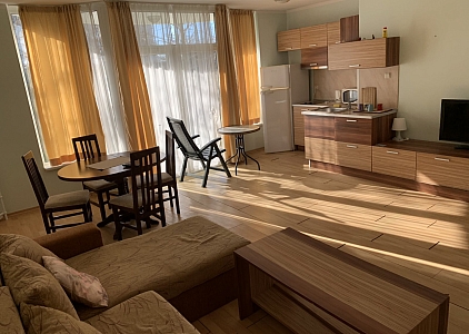 Spacious apartment 50 meters from the sea. Photo 2 Spacious apartment 50 meters from the sea. Photo 2