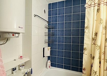 Хорошая квартира в ухоженном семейном комплексе. Фото 12