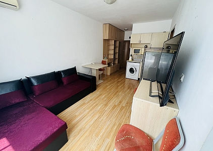 Хорошая квартира в ухоженном семейном комплексе. Фото 8