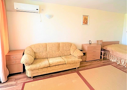 Large studio in a nice family complex. Photo 3 Large studio in a nice family complex. Photo 3