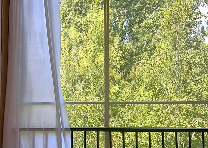 Zweizimmerwohnung mit Poolblick. Foto 5