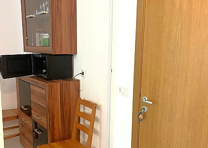 Zweizimmerwohnung mit Poolblick. Foto 11